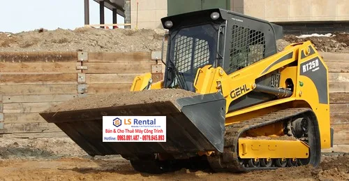 cho thuê xe xúc lật đa năng Gehl RT250